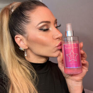 Perfume Body Splash De Mujer Be Adabel Bomb Pink Feromonas Volumen De La Unidad 300 Ml